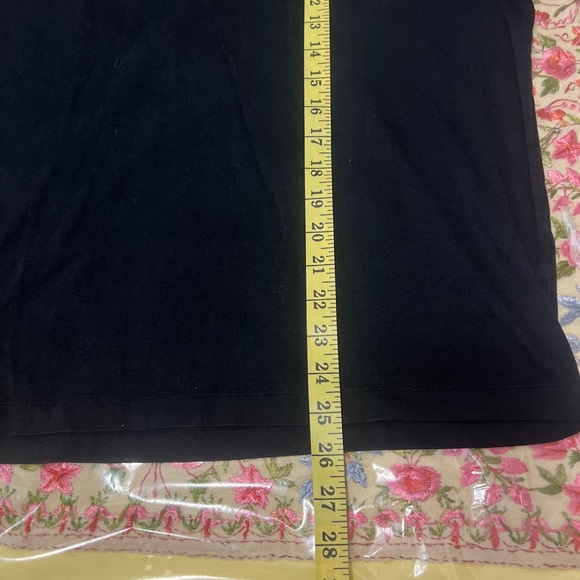 Theory Womans 1/4 Button Up Black Long Sleeves Size Large Preppy - Picture 11 of 12